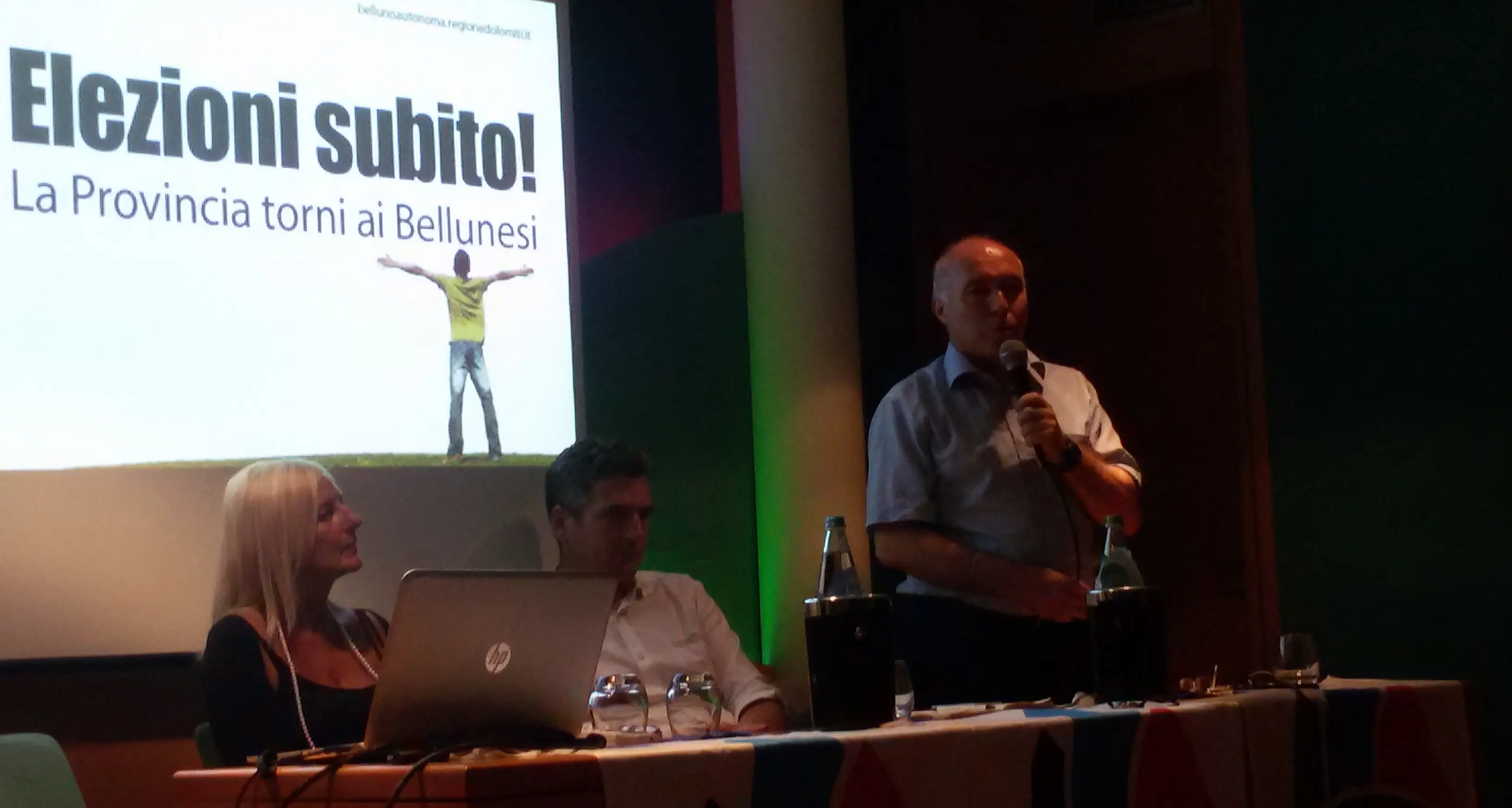 Panizza al congresso Bard per l'autonomia bellunese