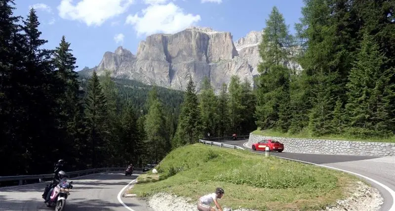 In bicicletta sulle Dolomiti trentine sulle orme del Tour de Pologne