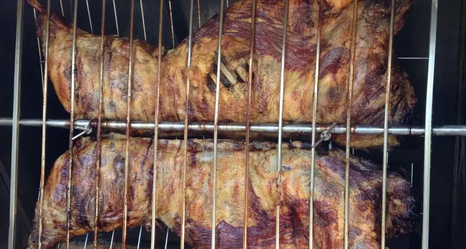 Feste Vigiliane, per cena ecco il toro da 400 chili