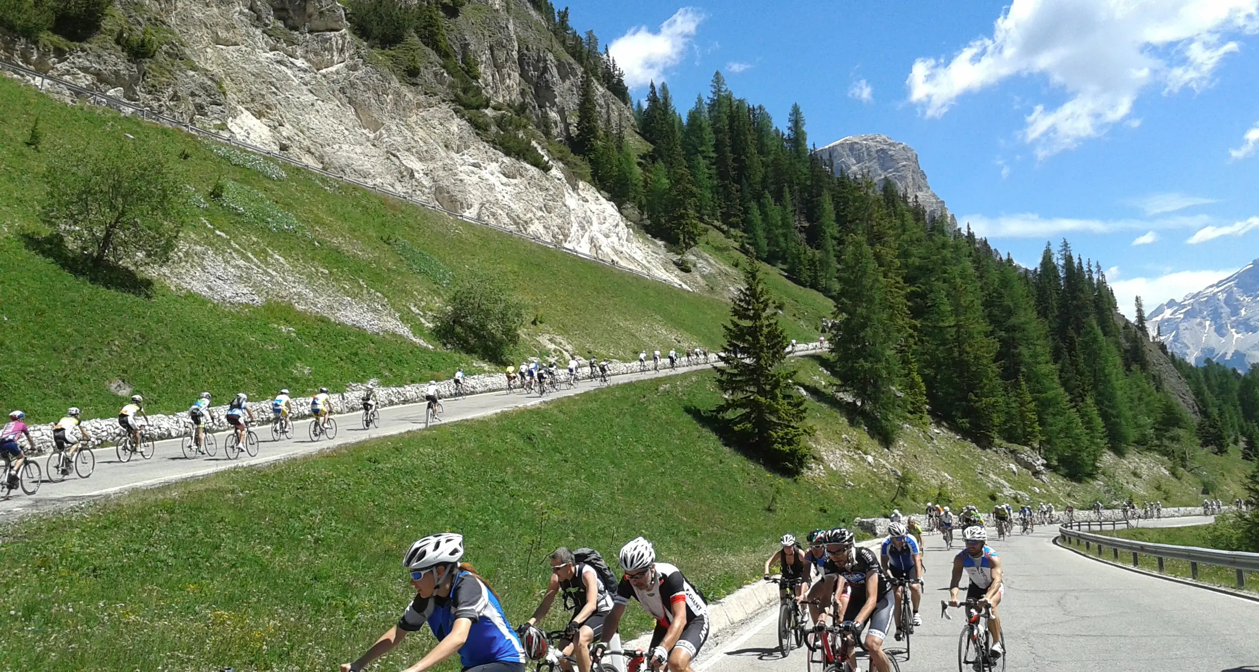 Decimo Sellaronda Bike Day, domenica senza auto sui Passi