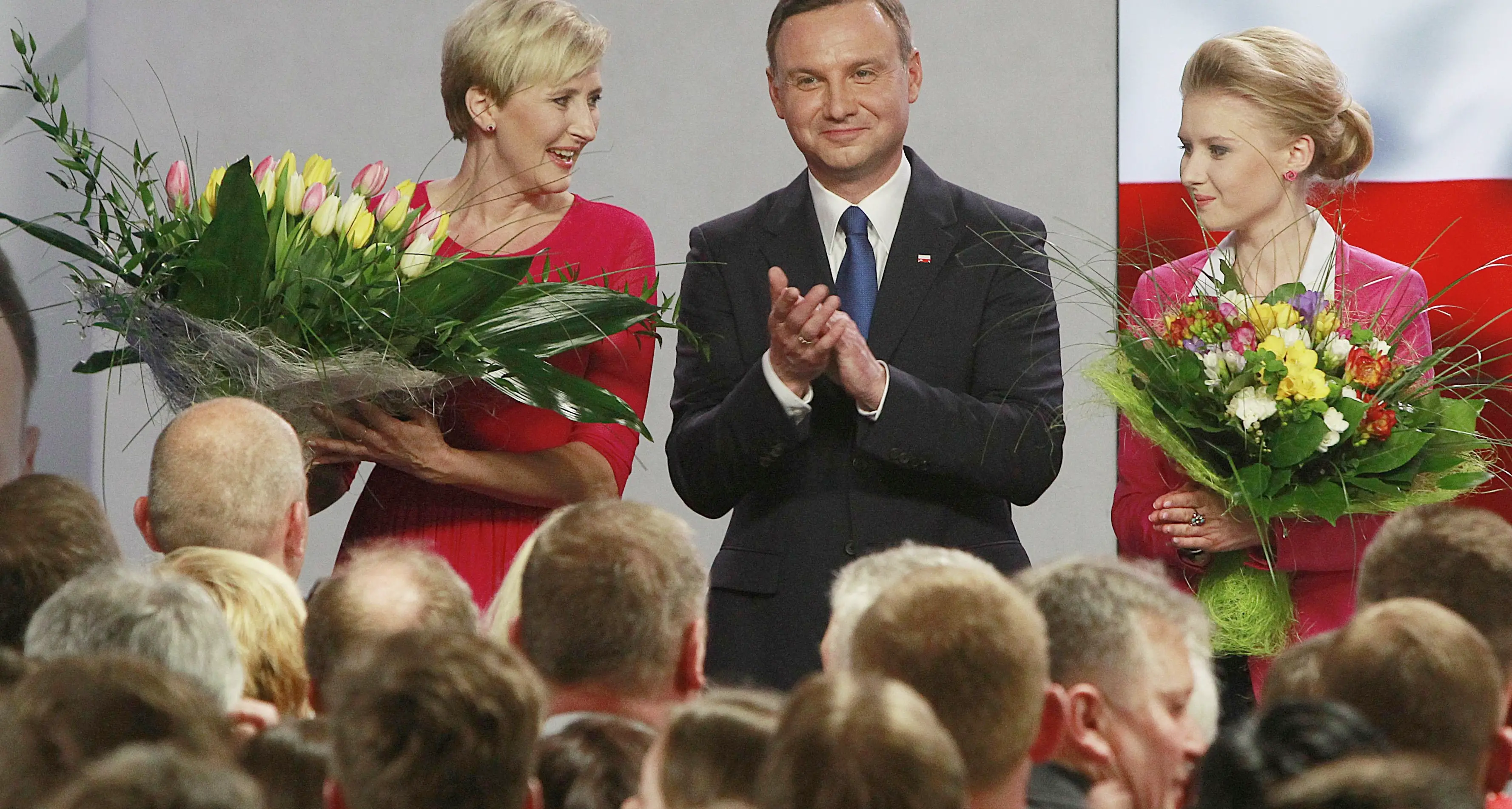 Polonia, avanza la destra anti-Ue: si va al ballottaggio