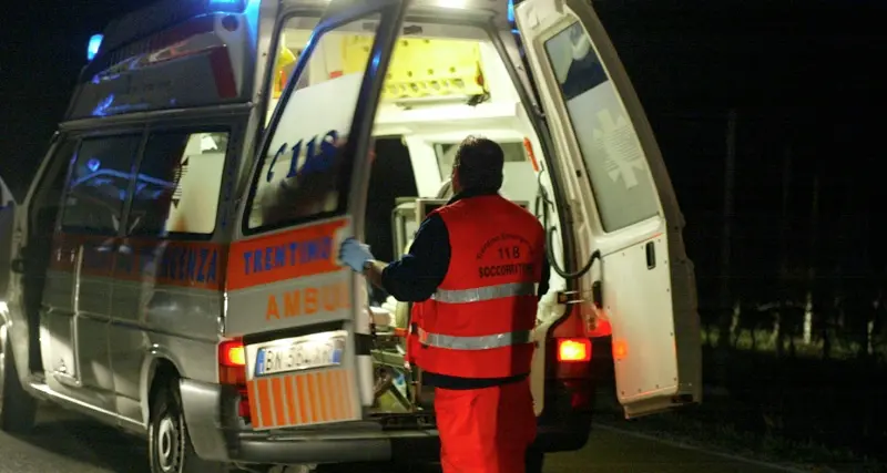 Incidente stradale a Sanzeno, due feriti Traffico bloccato nell'ora di punta