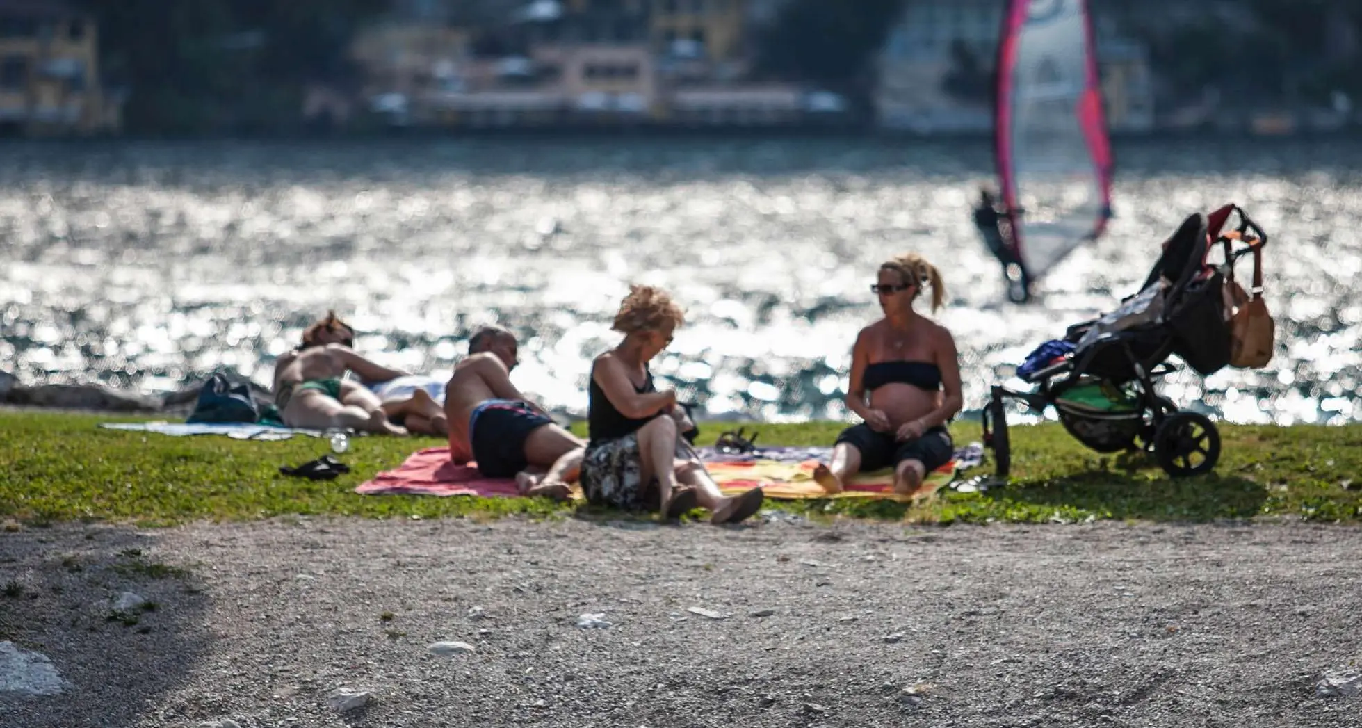 Le mamme rivane e il ritorno della \"grattarola\" sul Garda