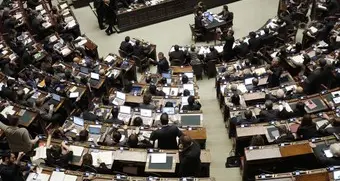 Respinto emendamento su conflitto d'interessi