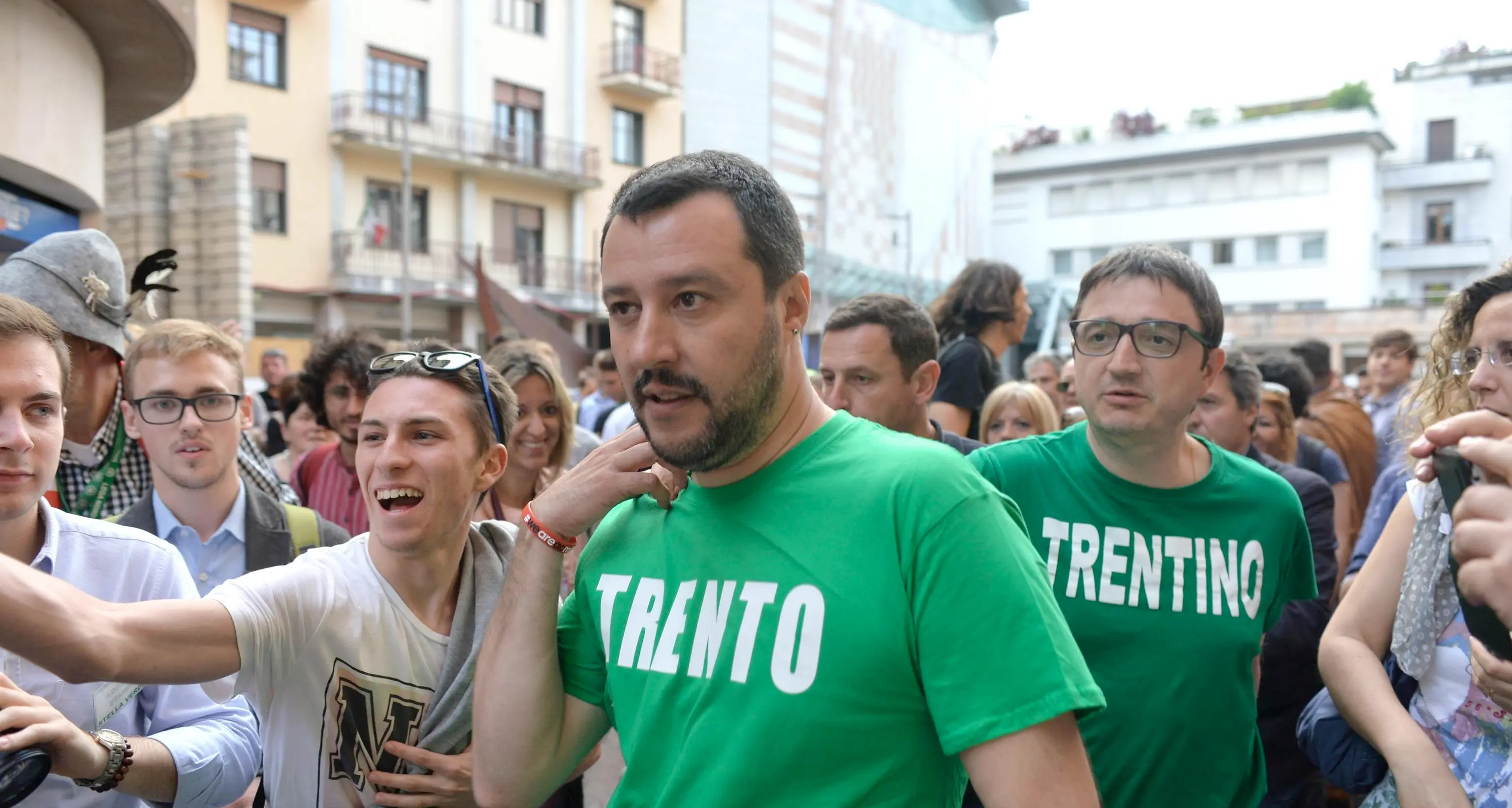 Salvini canta vittoria: a Trento Lega Ok, flop effetto Renzi