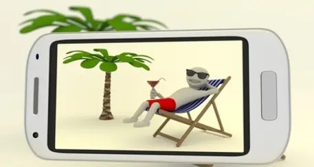 Smartphone, privacy e vacanze: il vademecum sotto l'ombrellone