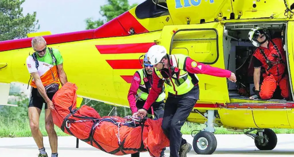 Base jumping sul Brento, il campione Di Palma duro