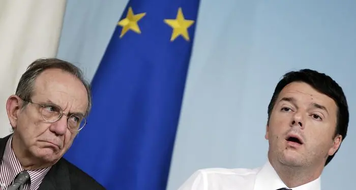 Manovra da 36 miliardi, tagli a spesa e tasse nazionali. Allarme sul gettito per gli enti locali
