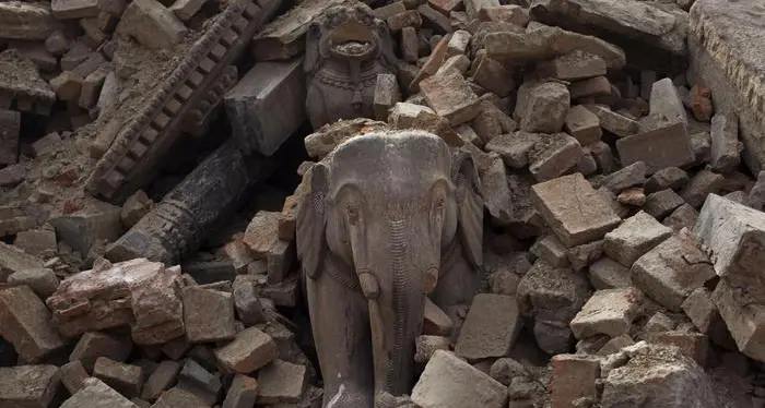 Nepal, tragica conta dei morti. Si temono oltre 10 mila vittime