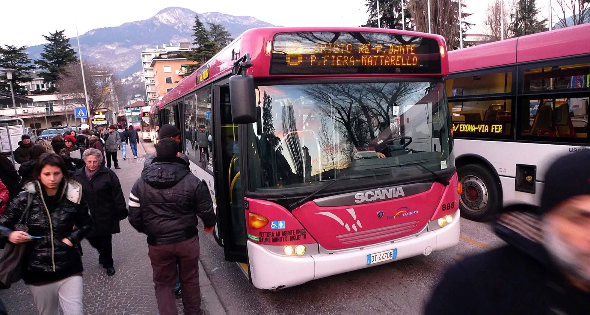 Più bus dopo la mezzanotte