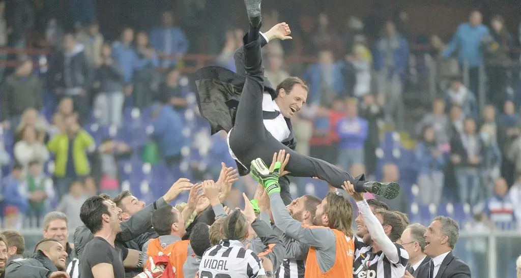 Un gol di Vidal stende la Samp La Juve festeggia lo scudetto