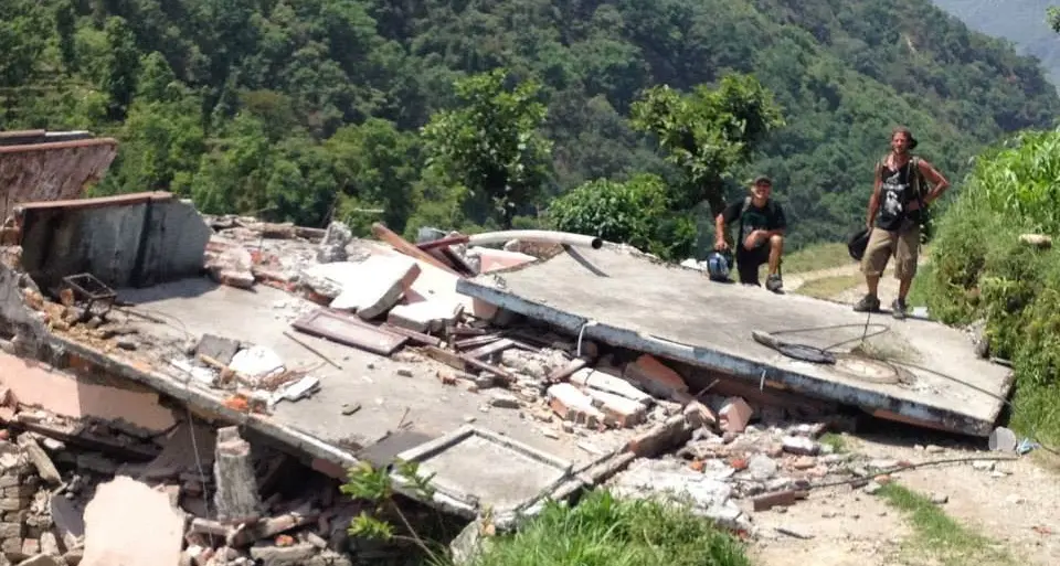 aiuti altogardesani in nepal per gruppo stolfo delaini