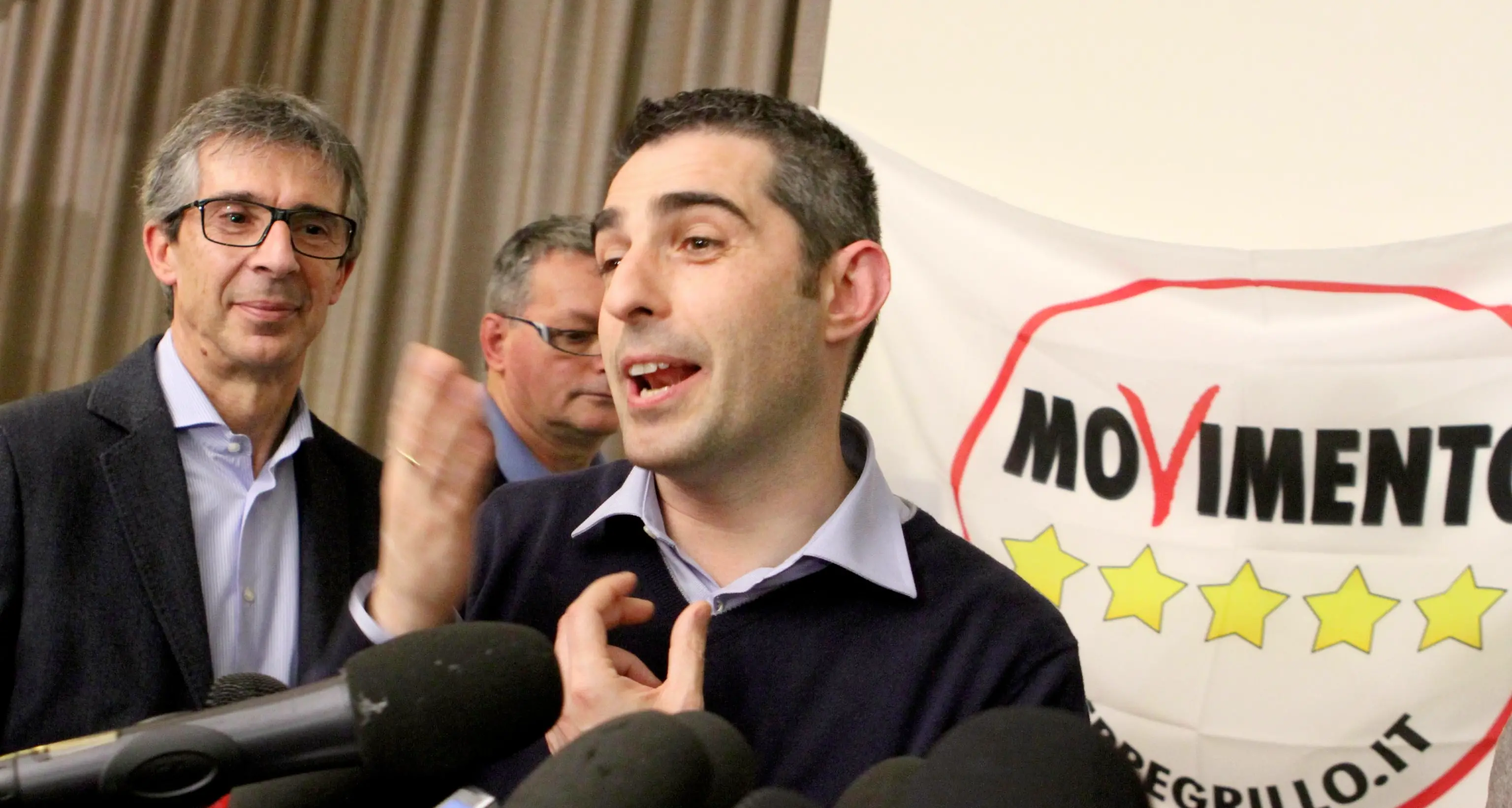 Parma, minacce di morte al sindaco Pizzarotti