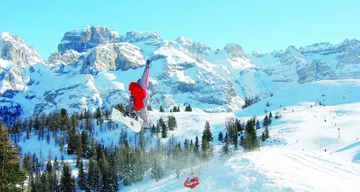Turismo: c'è la neve, tornano le prenotazioni