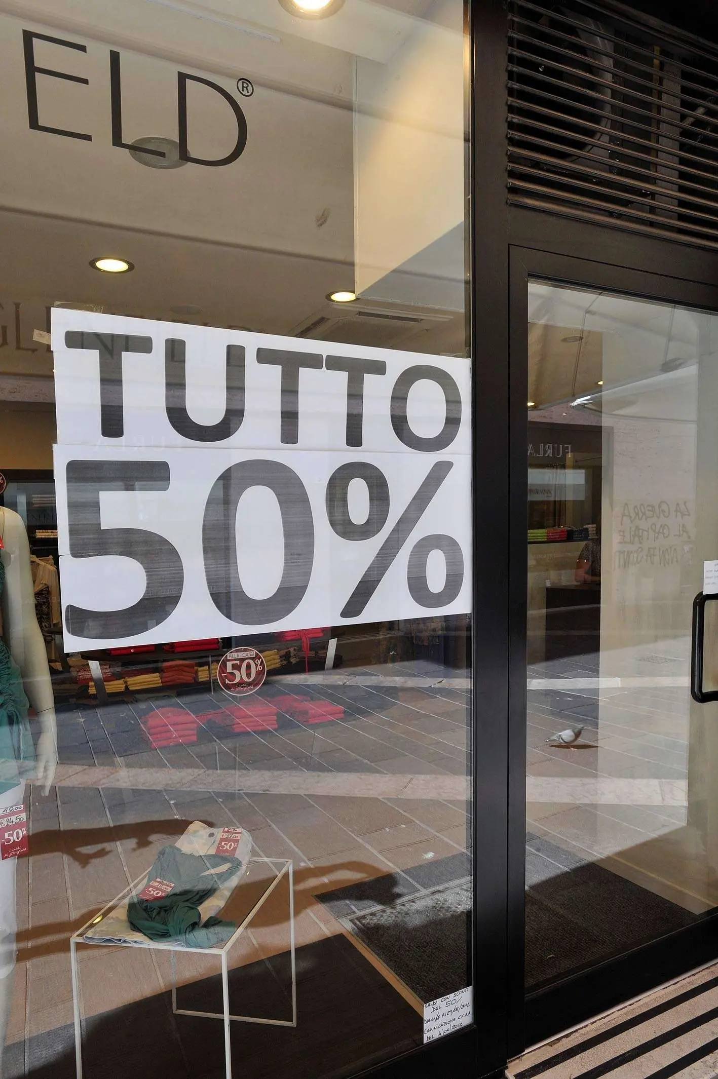 Saldi, per il Codacons già partiti in un negozio su 3