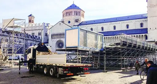 Il Duomo ingabbiato, baristi furiosi