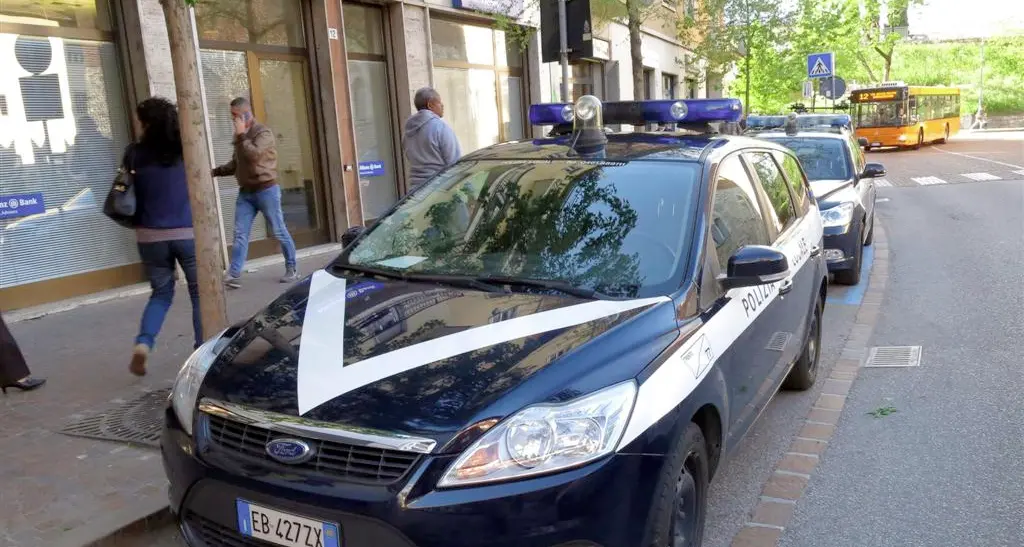 \"I vigili costano troppo rispetto al servizio effettuato\"