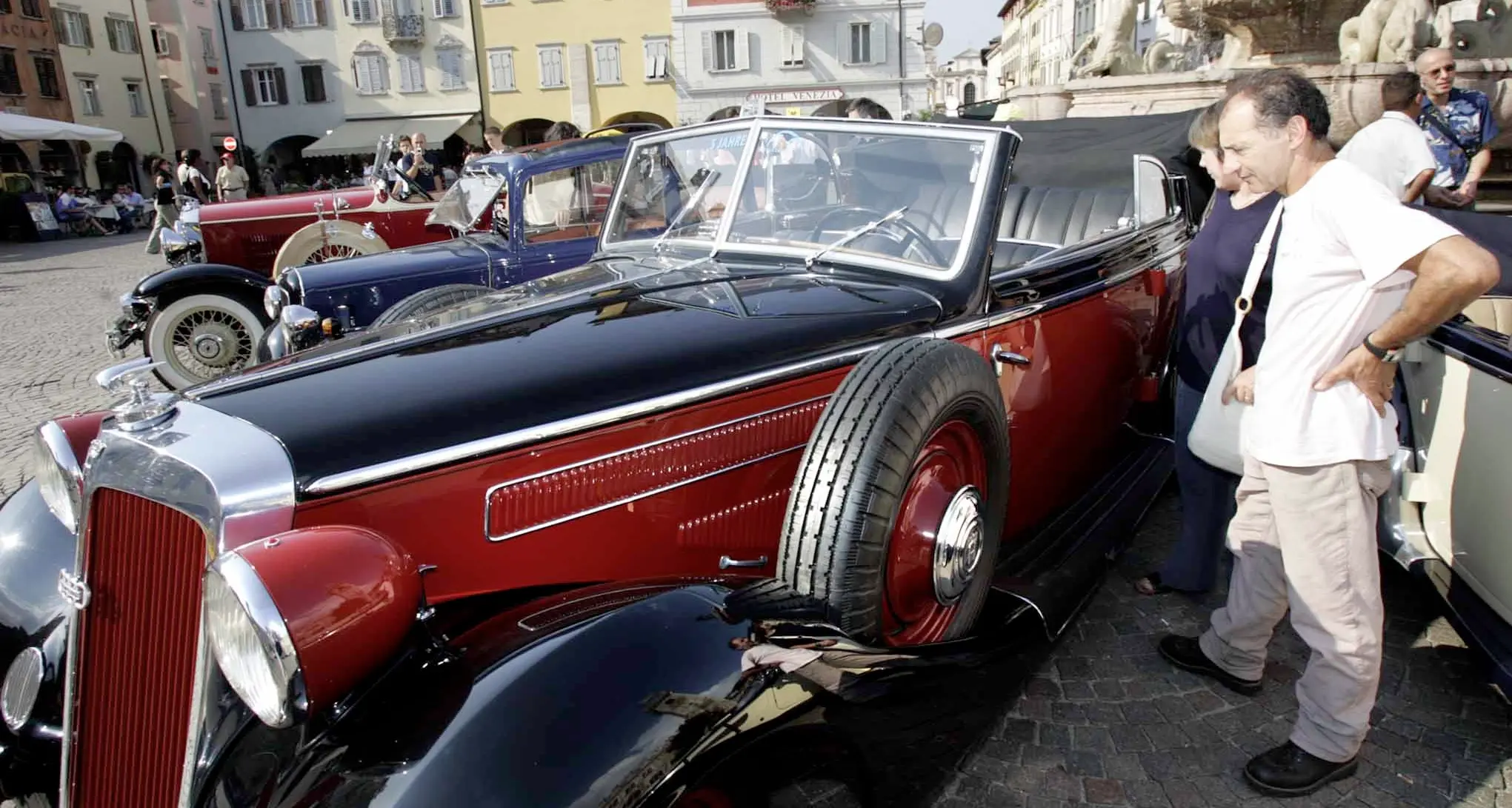 A Bolzano raduno di auto storiche nel segno della solidarietà