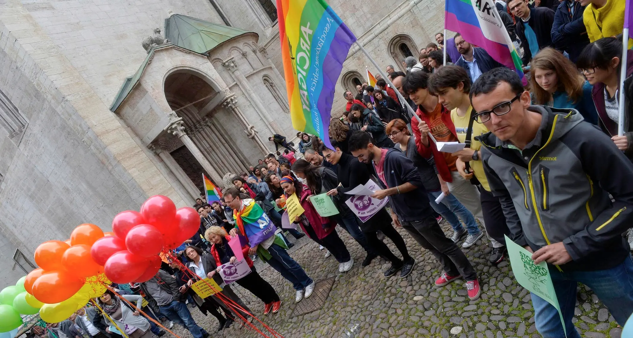 Domani a Trento manifestazione contro l'omofobia
