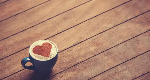 Caffè macchiato? Sì, ma costa di più