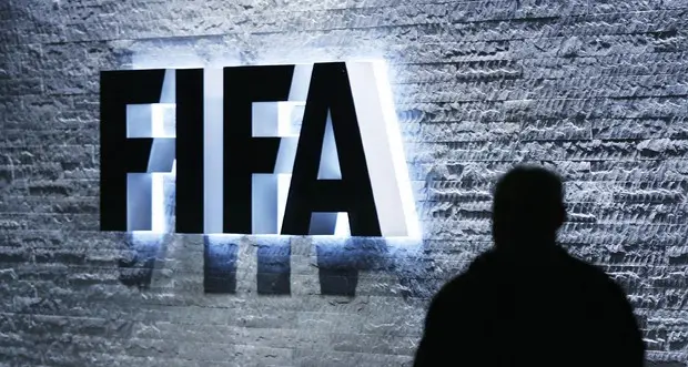 Arrestati dirigenti Fifa Indagato anche il n.1 Blatter