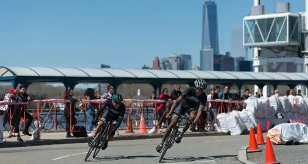 Da New York a Milano la bici senza freni è nuova passione
