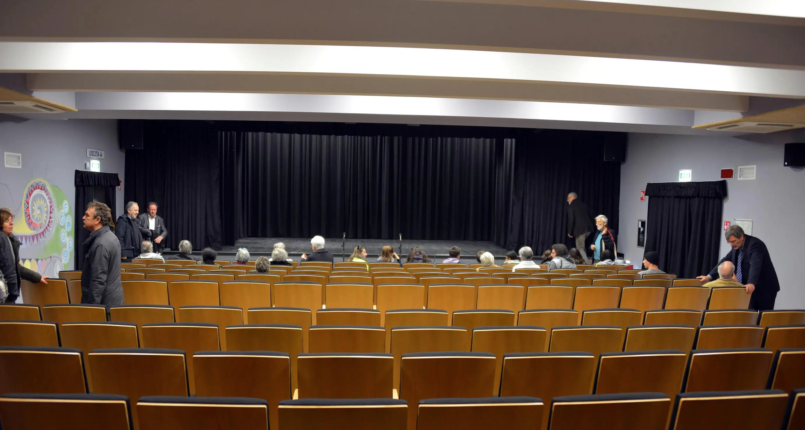 Malè, serate a teatro