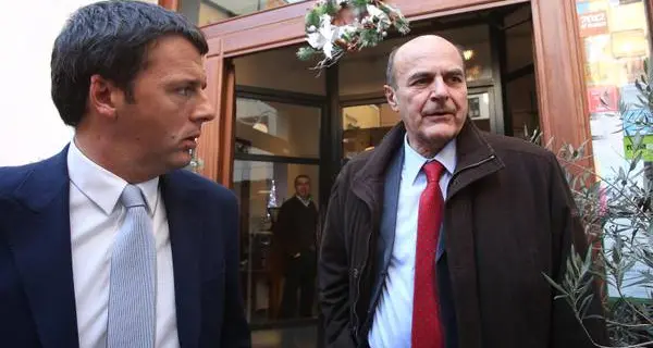 Tra Renzi e Bersani è scontro totale