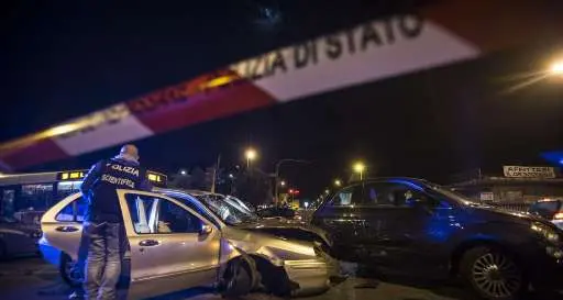 Salvini:«Radere al suolo tutti i campi rom»