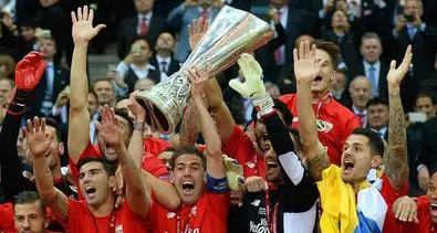 Bis Siviglia in Europa League, gli spagnoli in Champions