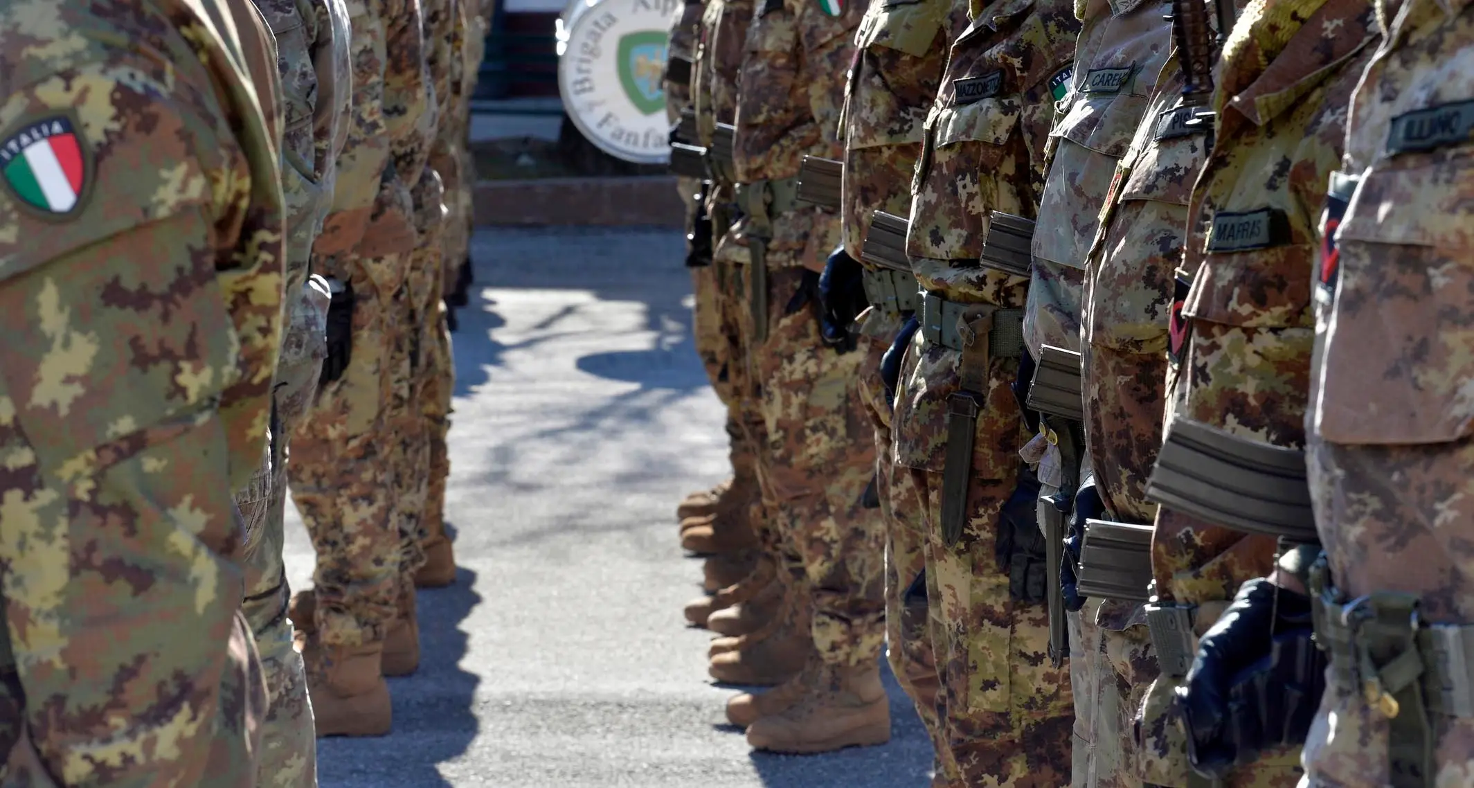 Esercito, premiati i dipendenti civili della Difesa