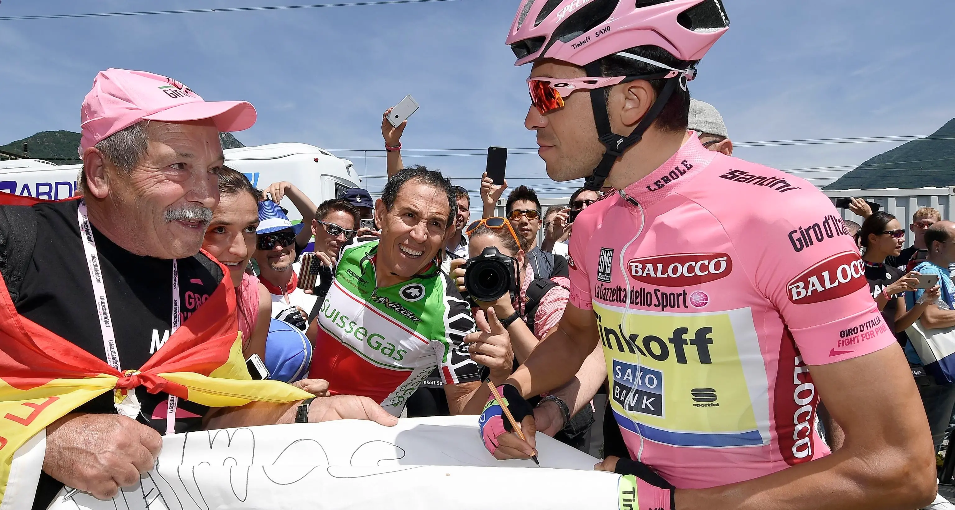 Giro, a Gilbert la tappa Contador sempre più rosa