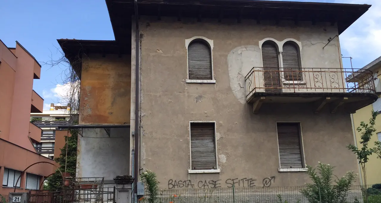 Nuovo tentativo di occupazione da parte degli anarchici in città