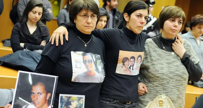 Processo Thyssenkrupp per gli operai morti: pene ridotte, rabbia dei parenti