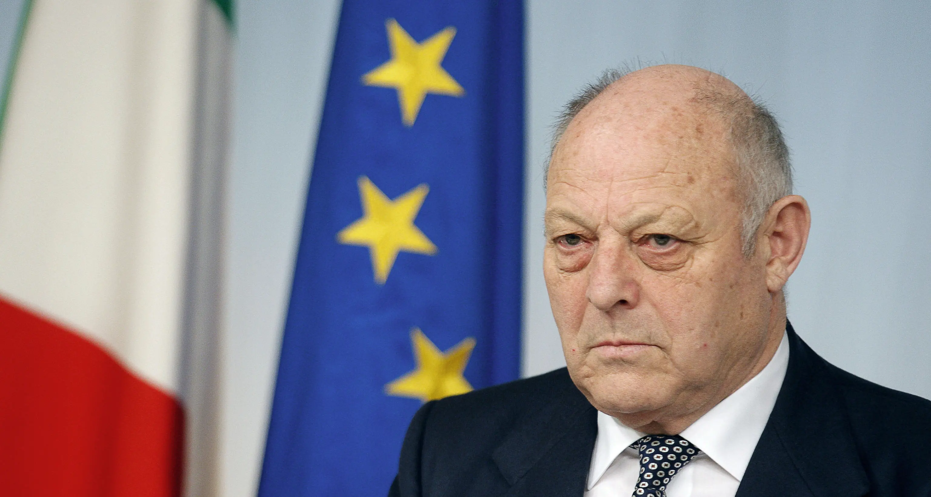 Durnwalder nei guai Procura ipotizza peculato