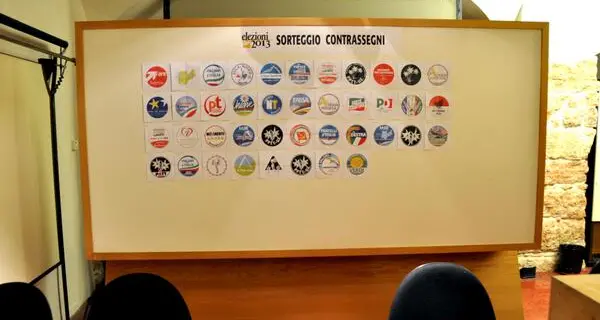 Burli: politici non siano come capponi di Renzo