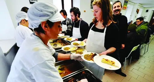 La crisi di chi aiuta le persone in crisi