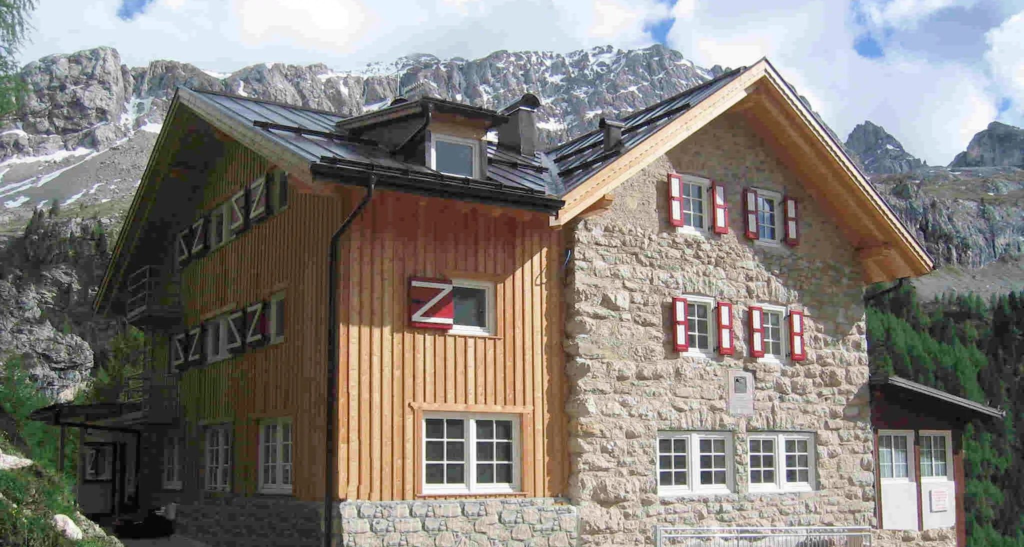Tragedia in Val di Fassa Quattro morti