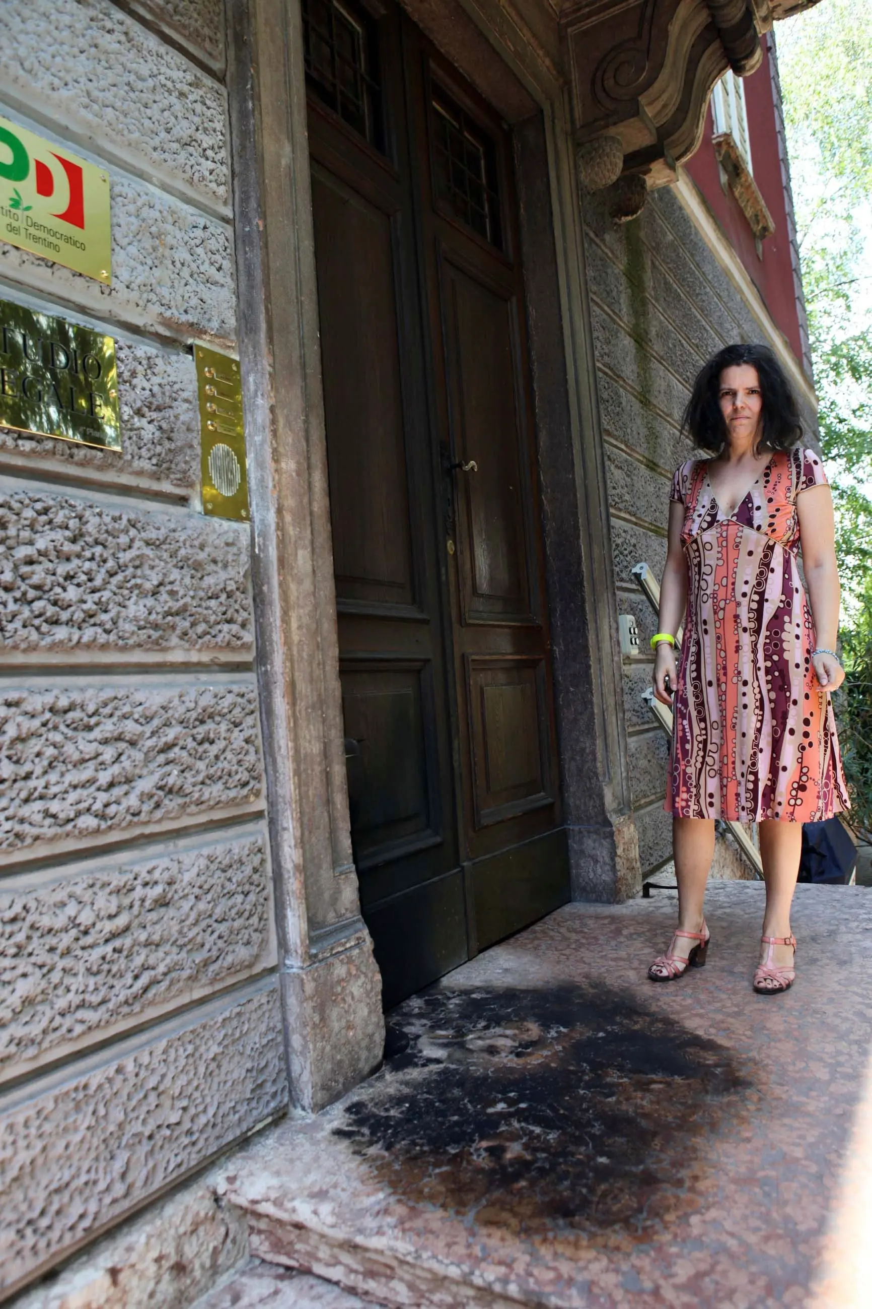 Bomba molotov contro il Pd I «No Tav» si dissociano