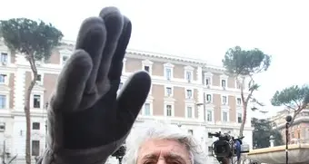 «Svolta economica oppure sarà rivolta»