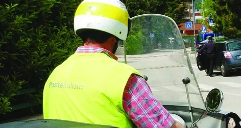 Postini in ferie, recapito a \"singhiozzo\" Ma da agosto previsti 25 nuovi assunti