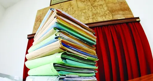 Firme false all'università, trentina a processo per truffa