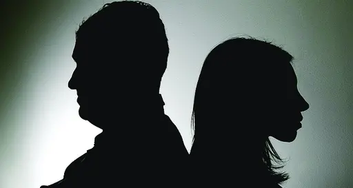 Legge sul divorzio, ci sono troppe assurdità