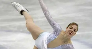 Carolina Kostner torna sul ghiaccio Giovedì sera esibizione a Pinzolo