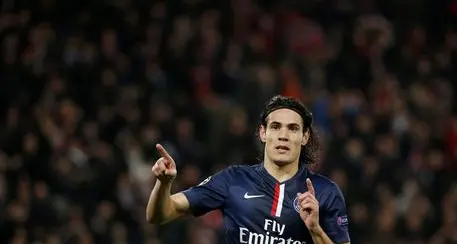 Champions: Cavani salva Psg, Lucescu imbriglia Guardiola