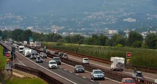 Incidenti e code sulla A22. Rallentamenti sul Garda