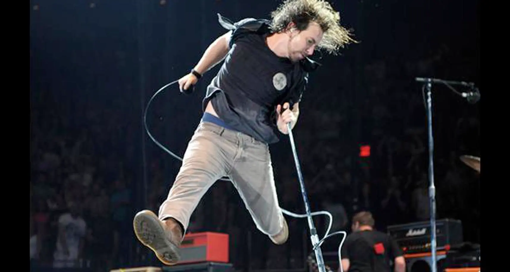 Eddie Vedder compie 50 anni: un mito del Grunge