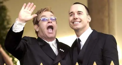 Elton John e David Furnish si sono sposati