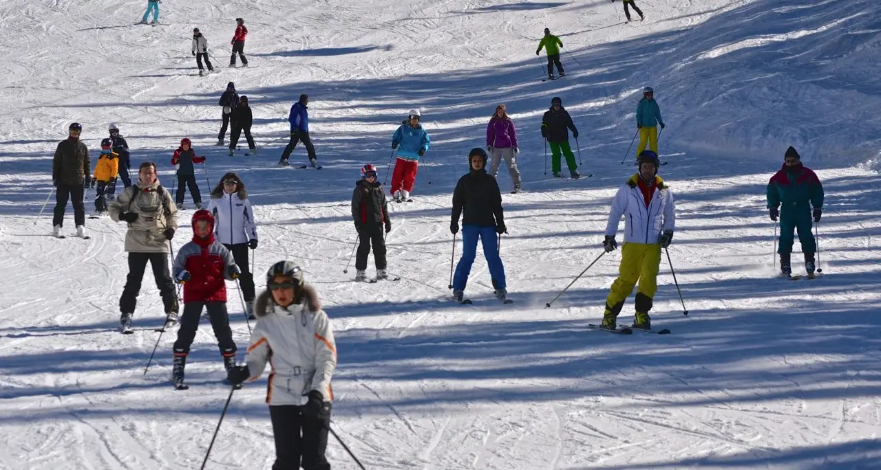 Sciare con la famiglia è più facile con «Ski Family»