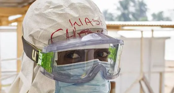 Ebola: Gino Strada, in Africa epidemia è stata vinta